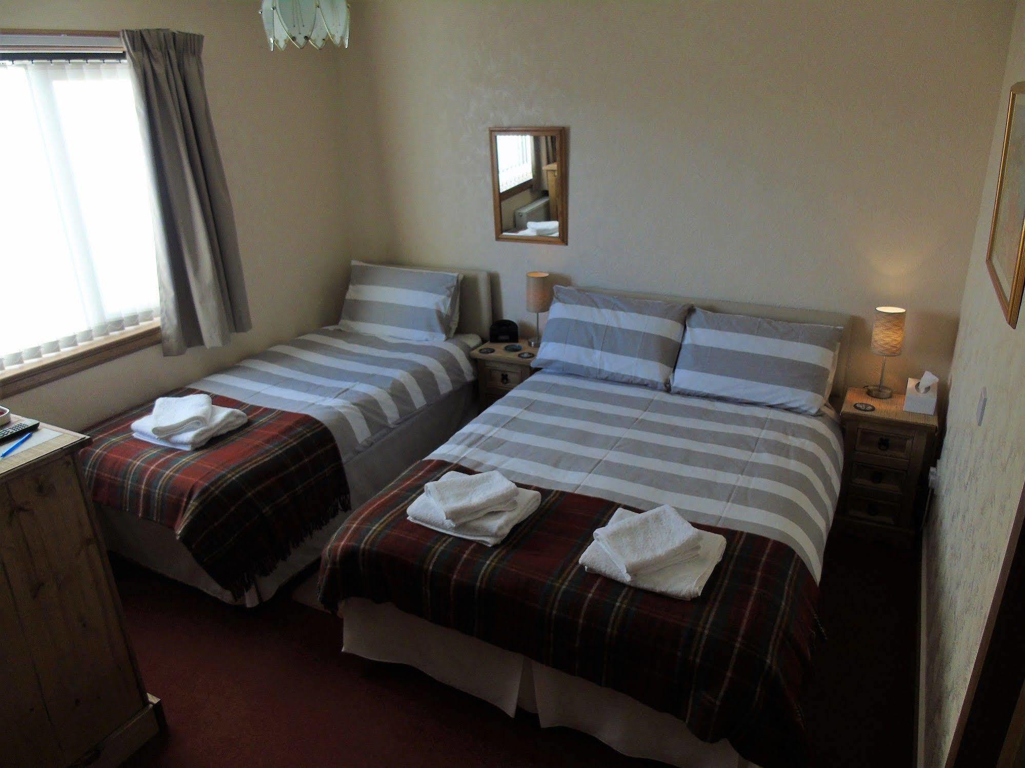 Jomarnic B&B Lossiemouth Bagian luar foto